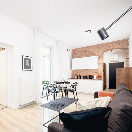 Apartamenty Pamiatkowa 11, 2 Rooms, Self Check In 24H Poznan Bagian luar foto