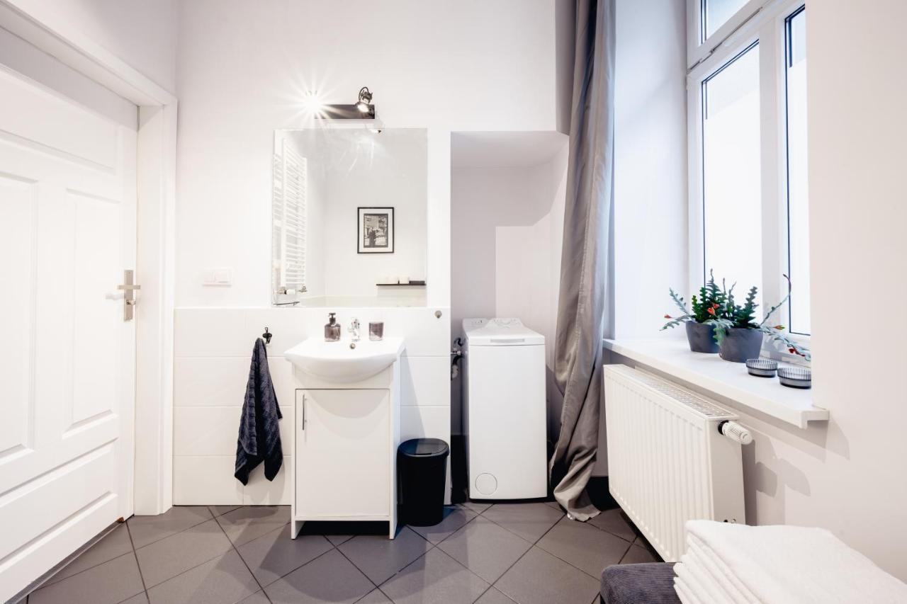 Apartamenty Pamiatkowa 11, 2 Rooms, Self Check In 24H Poznan Bagian luar foto